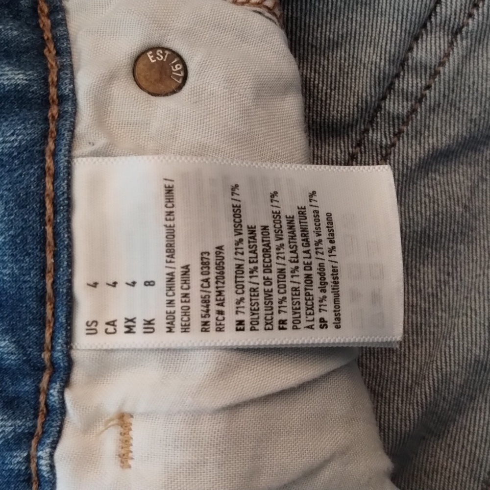 American eagle size 4 next level stretch jean shorts - Picture 4 of 5